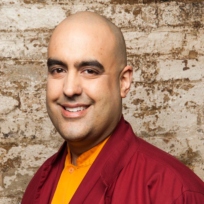 Gelong Thubten