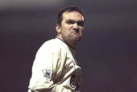 Neil “Razor” Ruddock