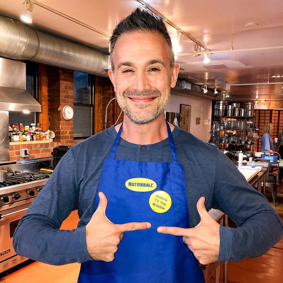 Freddie Prinze Jr. | PDA Speakers