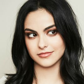 Camila Mendes